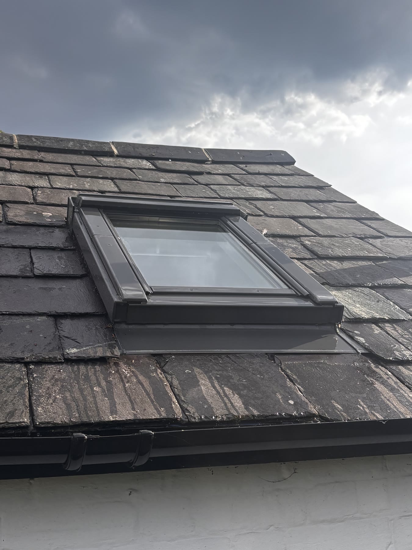 Roof window after cleaning